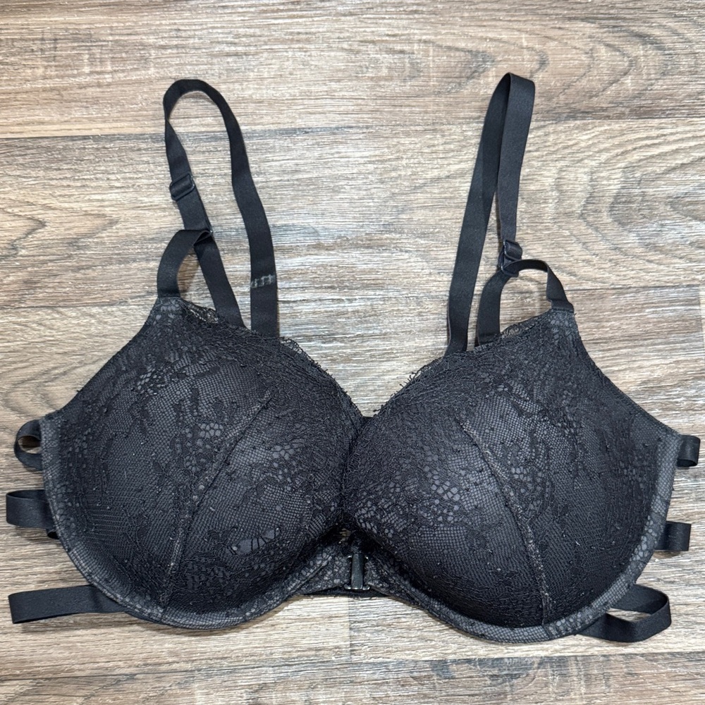 Victoria's Secret Elegant Black Lace Bra